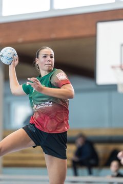 Bild 90 - wBJ HSG Kremperheide/Muensterdorf - HSG Joerl-Doppeleiche Vioel : Ergebnis: 34:23